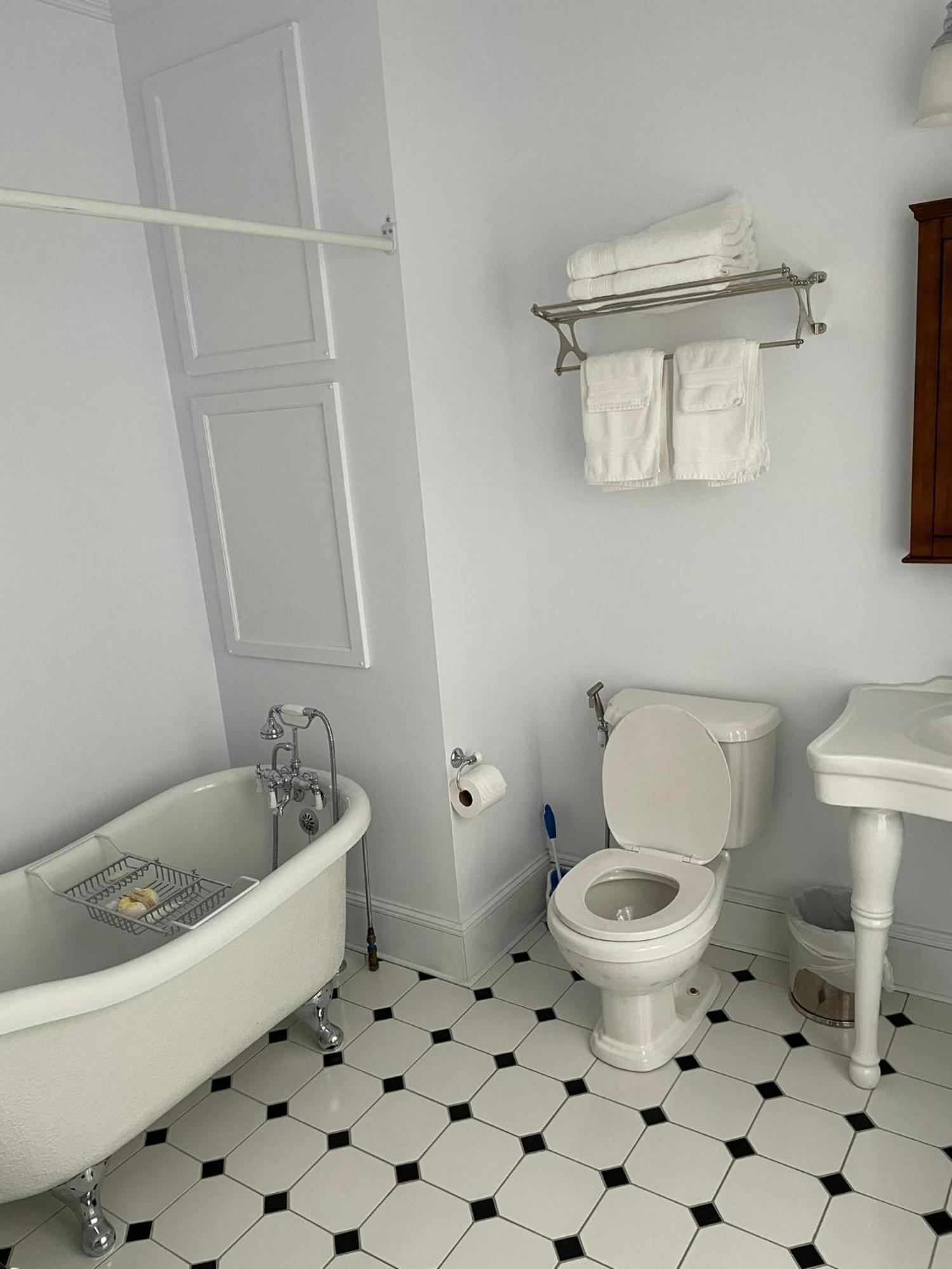 The Convent In Brigus Bed & Breakfast Bagian luar foto